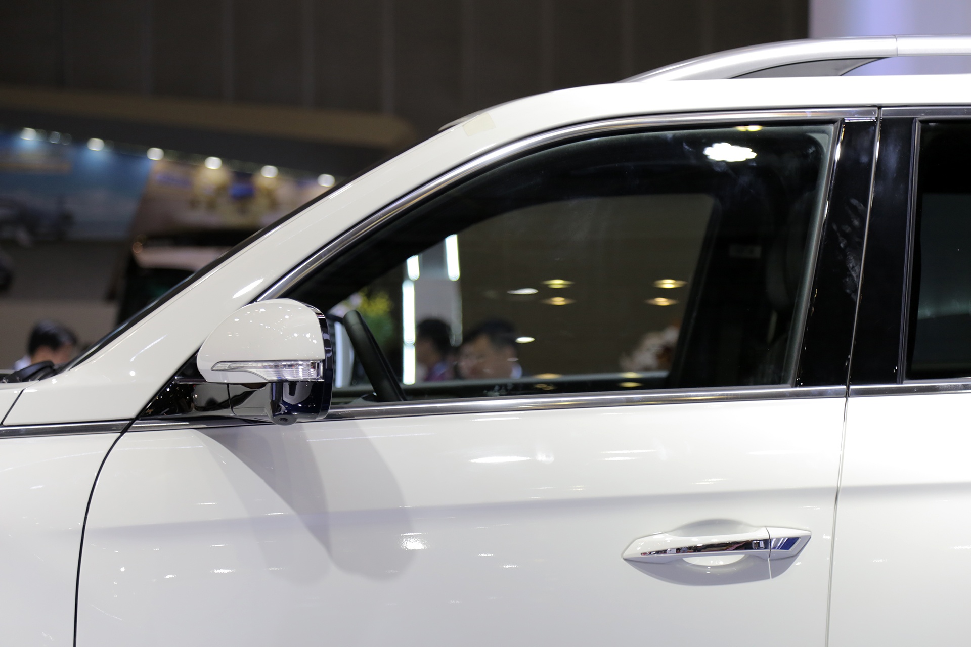 Ssangyong G4 Rexton ban tai Viet Nam anh 14