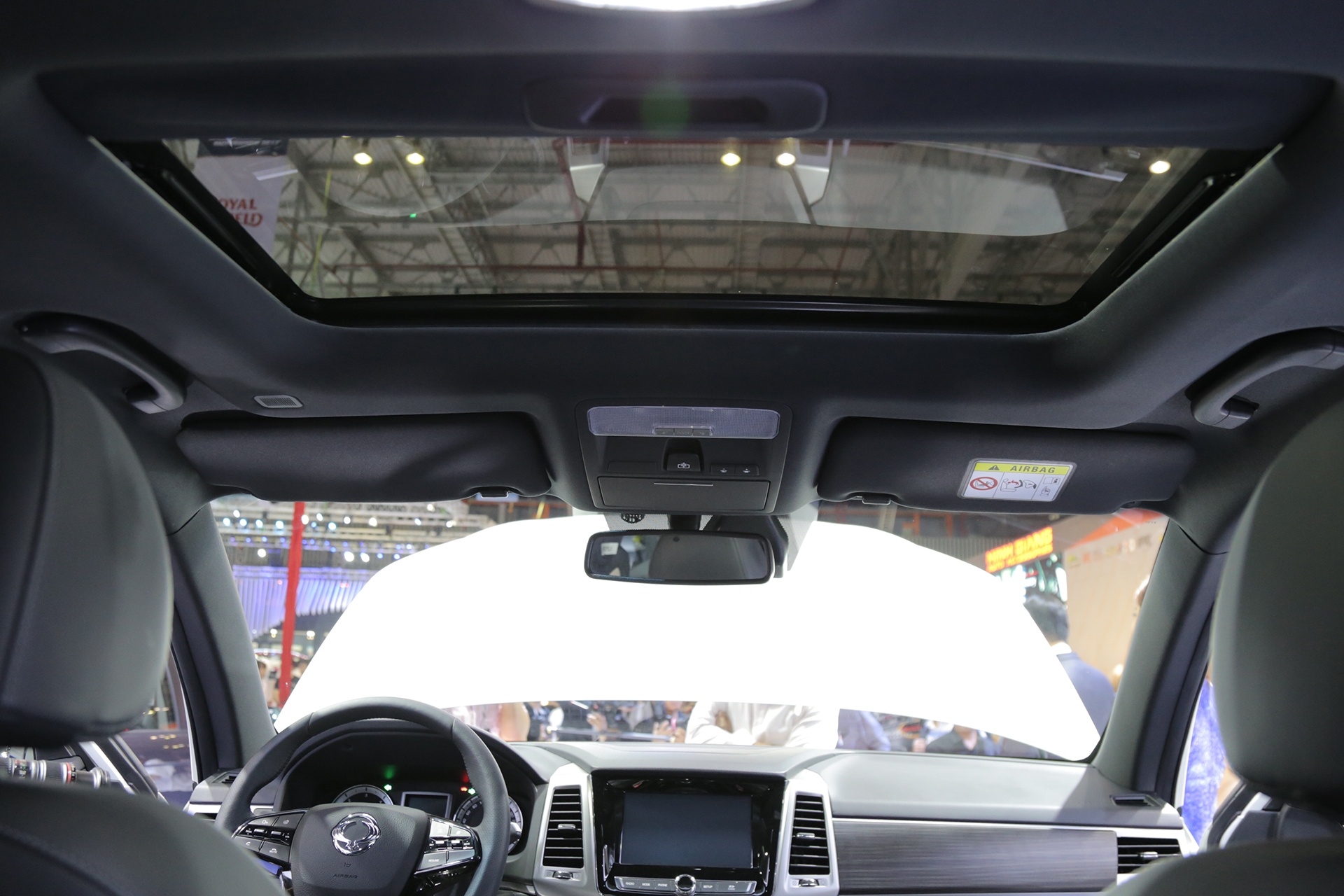 Ssangyong G4 Rexton ban tai Viet Nam anh 4