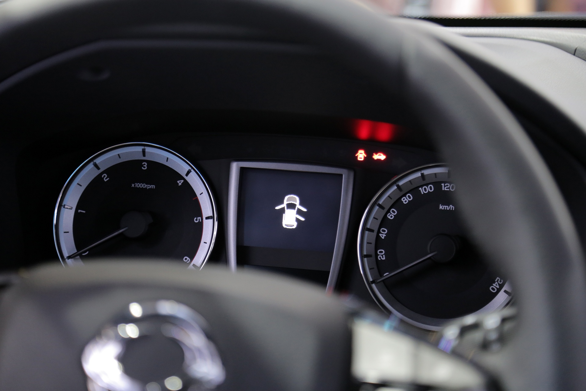 Ssangyong G4 Rexton ban tai Viet Nam anh 9