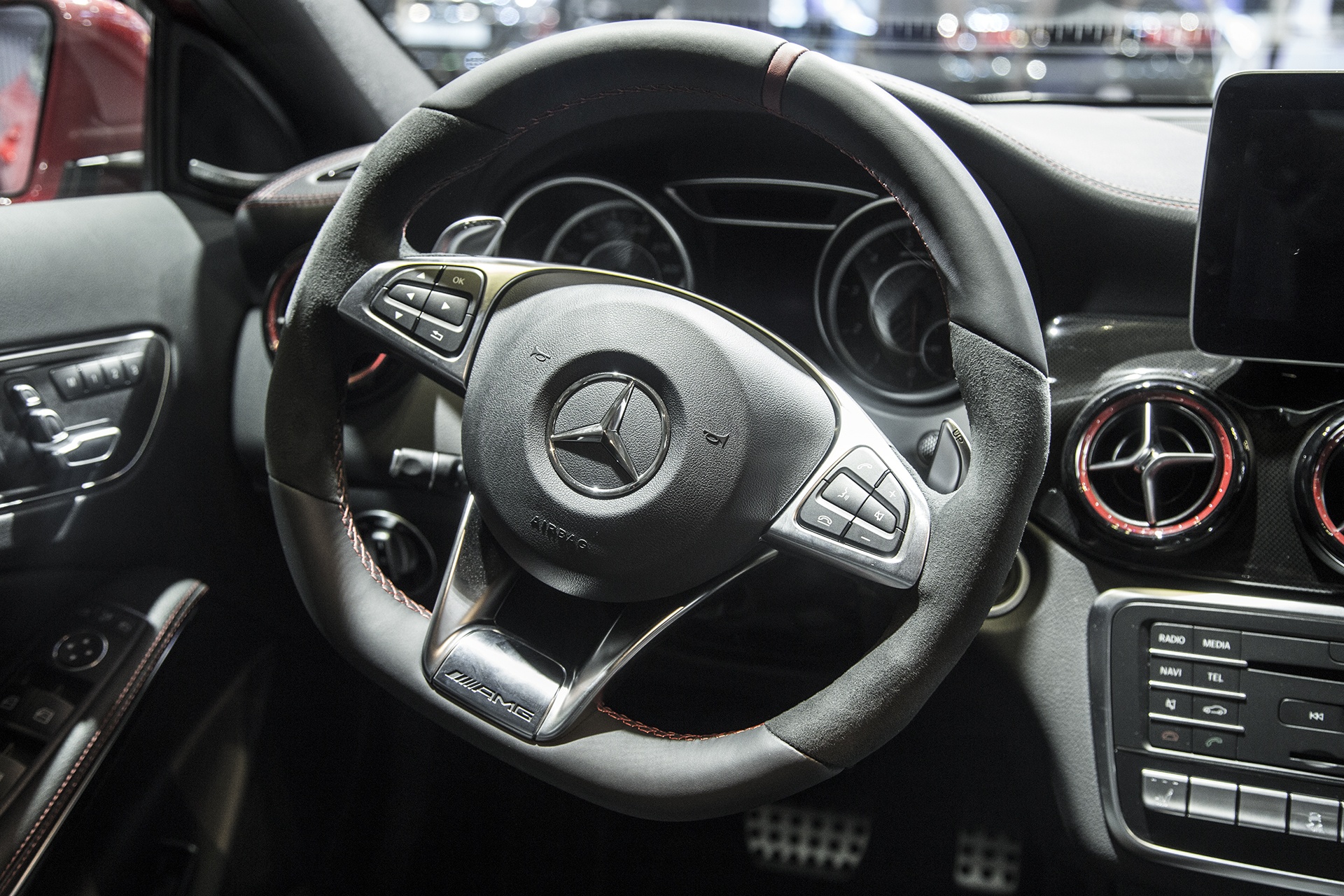 Mercedes GLA 45 AMG ra mat anh 11