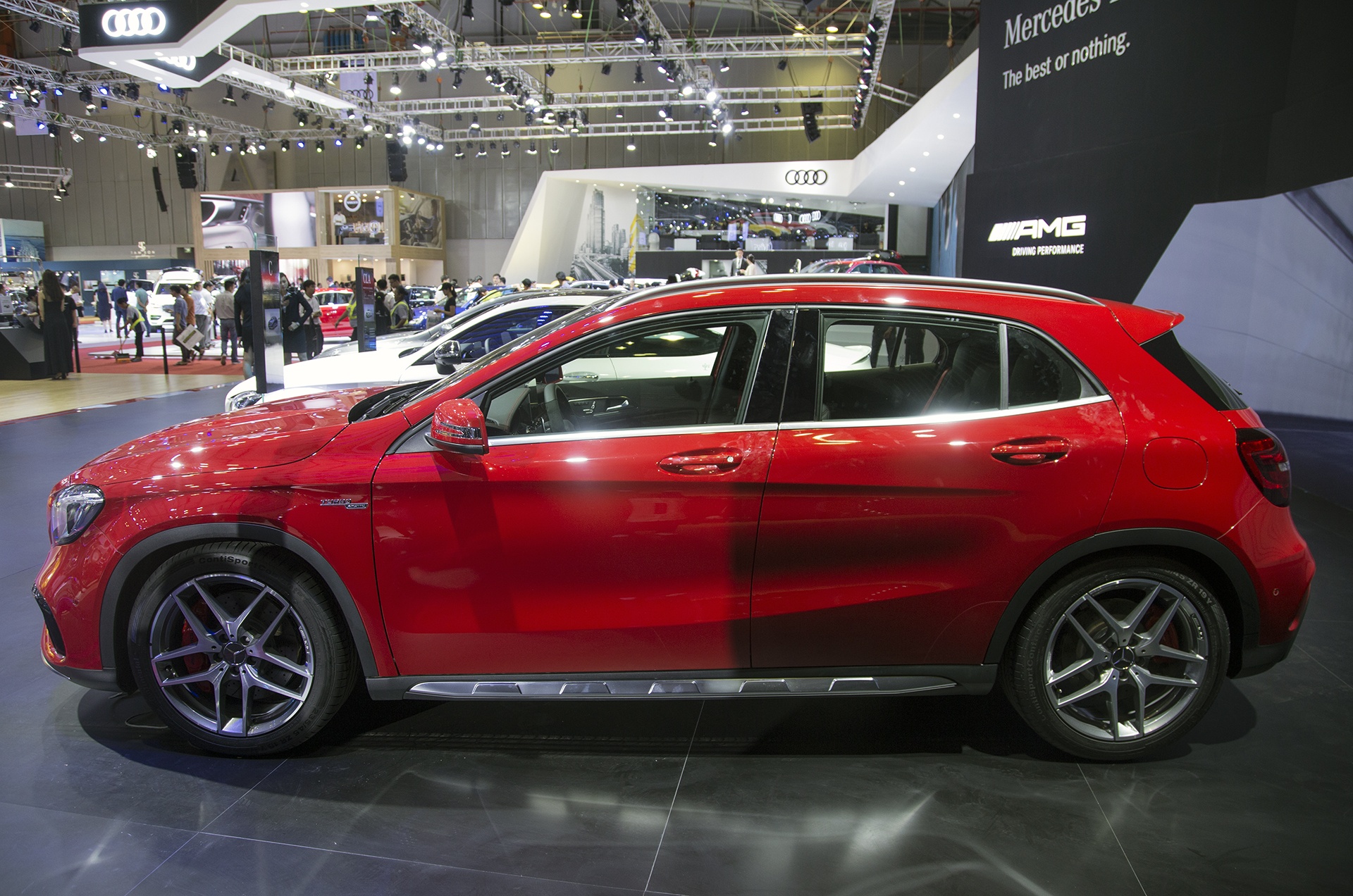 Mercedes GLA 45 AMG ra mat anh 3