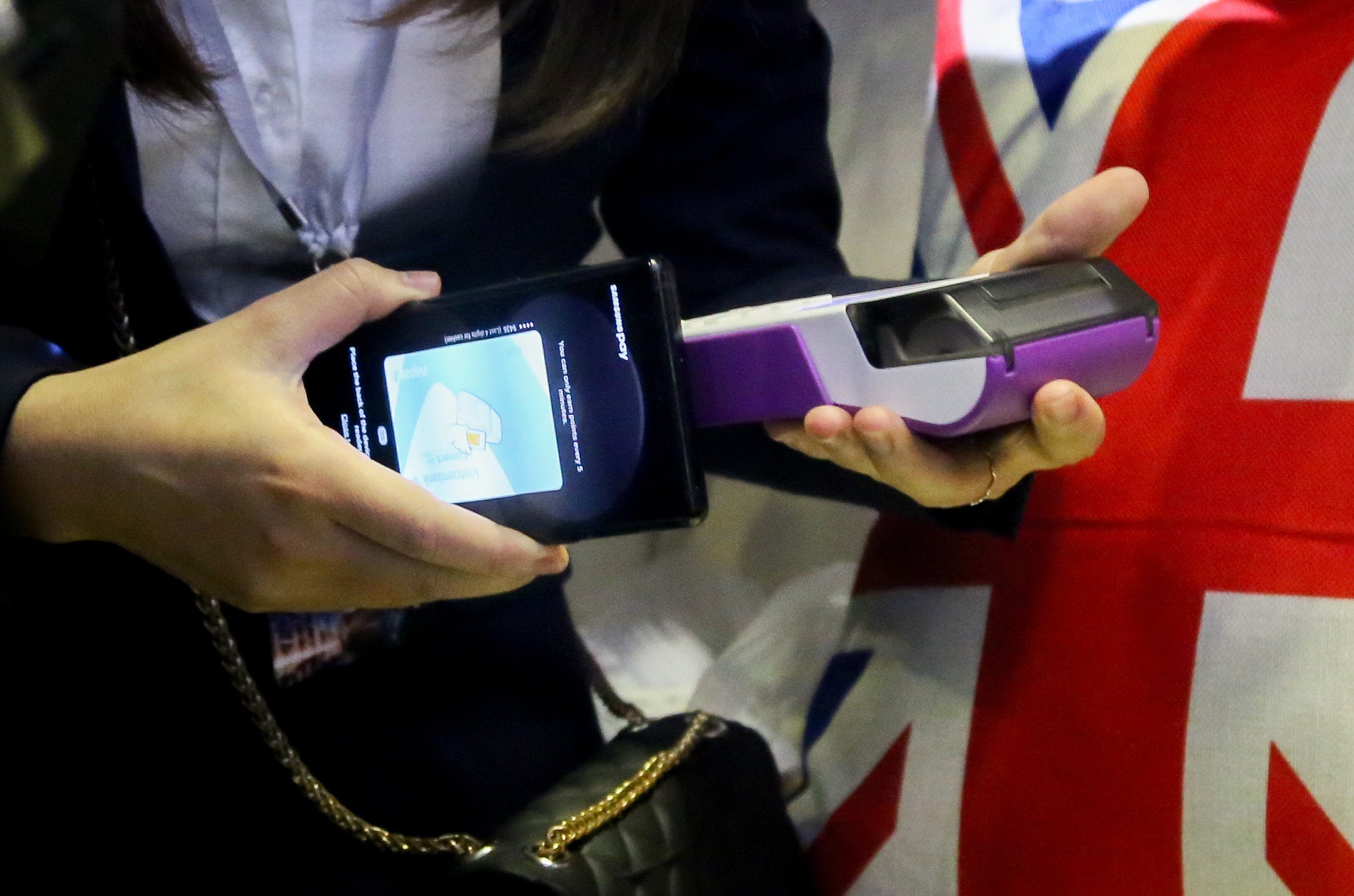 Ly Nha Ky mua xe Jaguar 12 ty anh 4