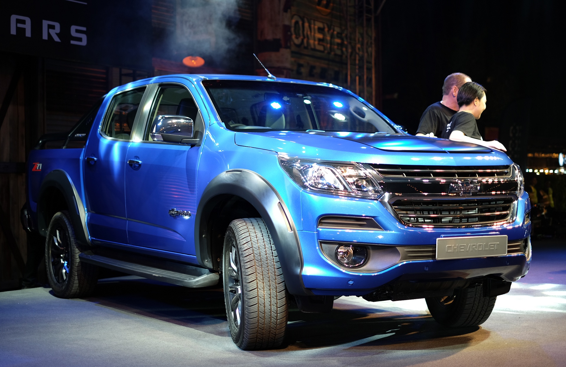 Chevrolet Colorado 2018 ban dac biet gia 849 trieu dong tai VN hinh anh
