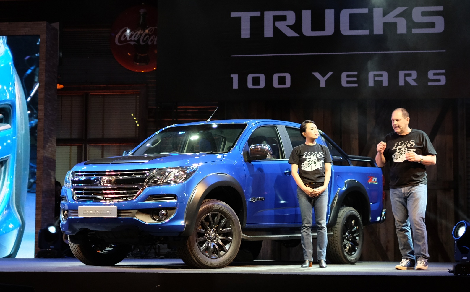 gia Chevrolet Colorado Centennial anh 1