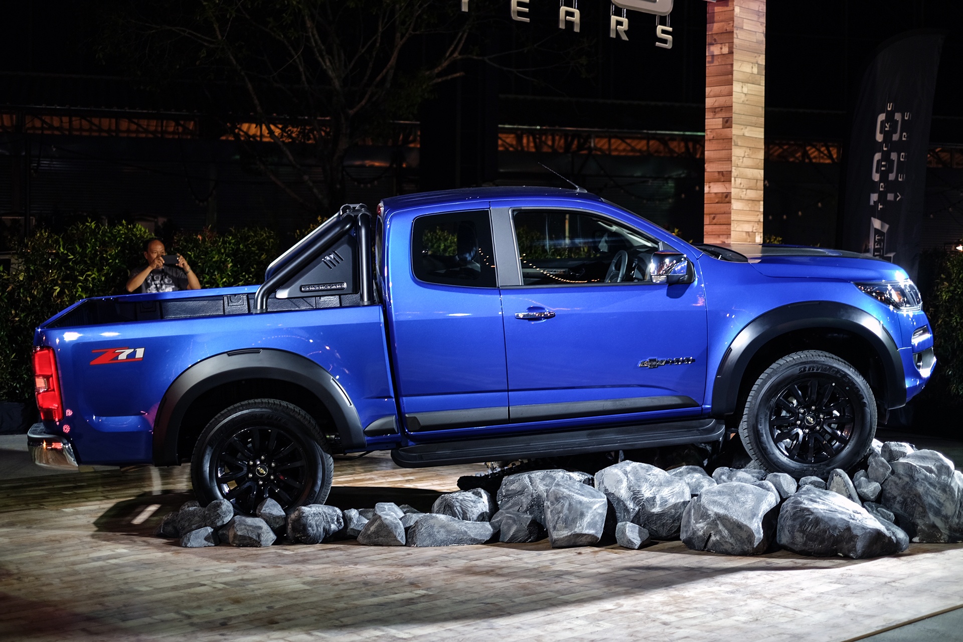 gia Chevrolet Colorado Centennial anh 10