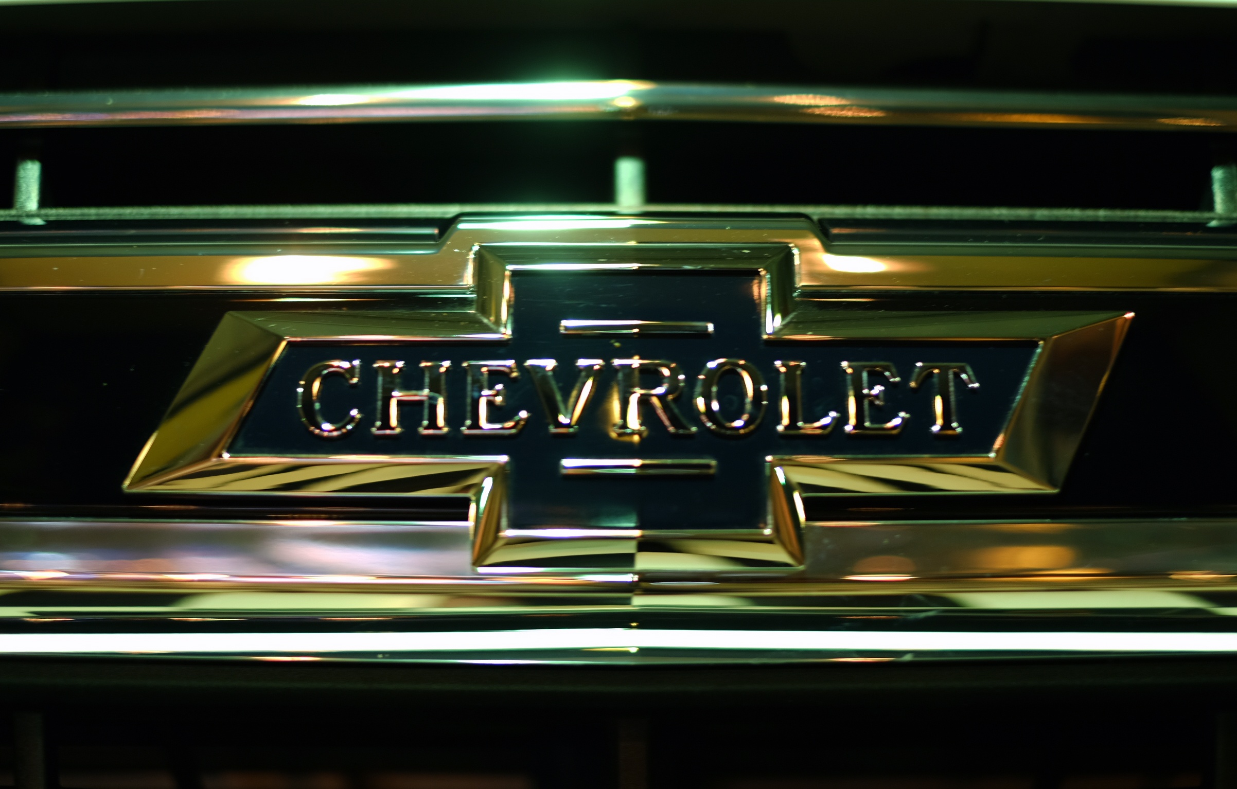 gia Chevrolet Colorado Centennial anh 4