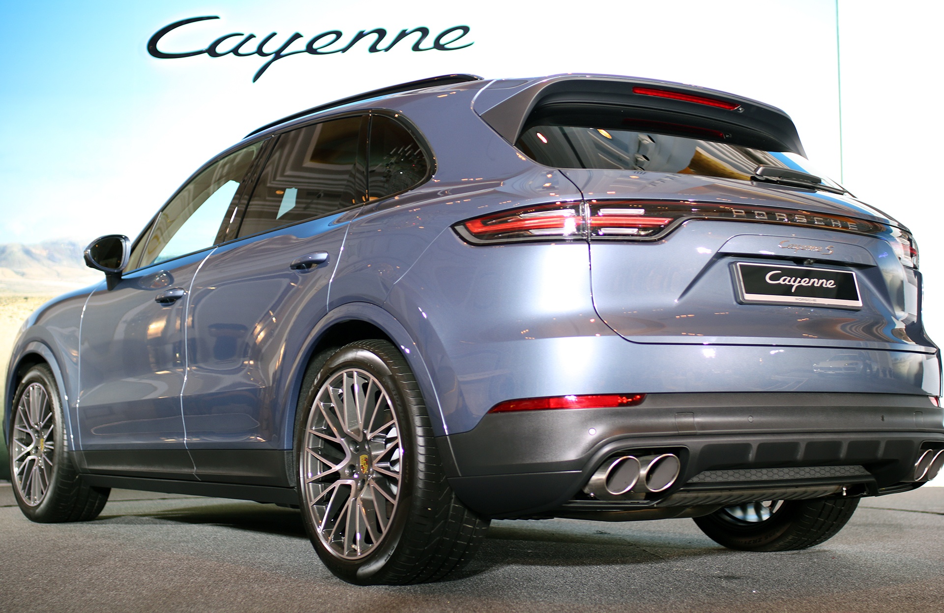 Porsche Cayenne S 2018 anh 3