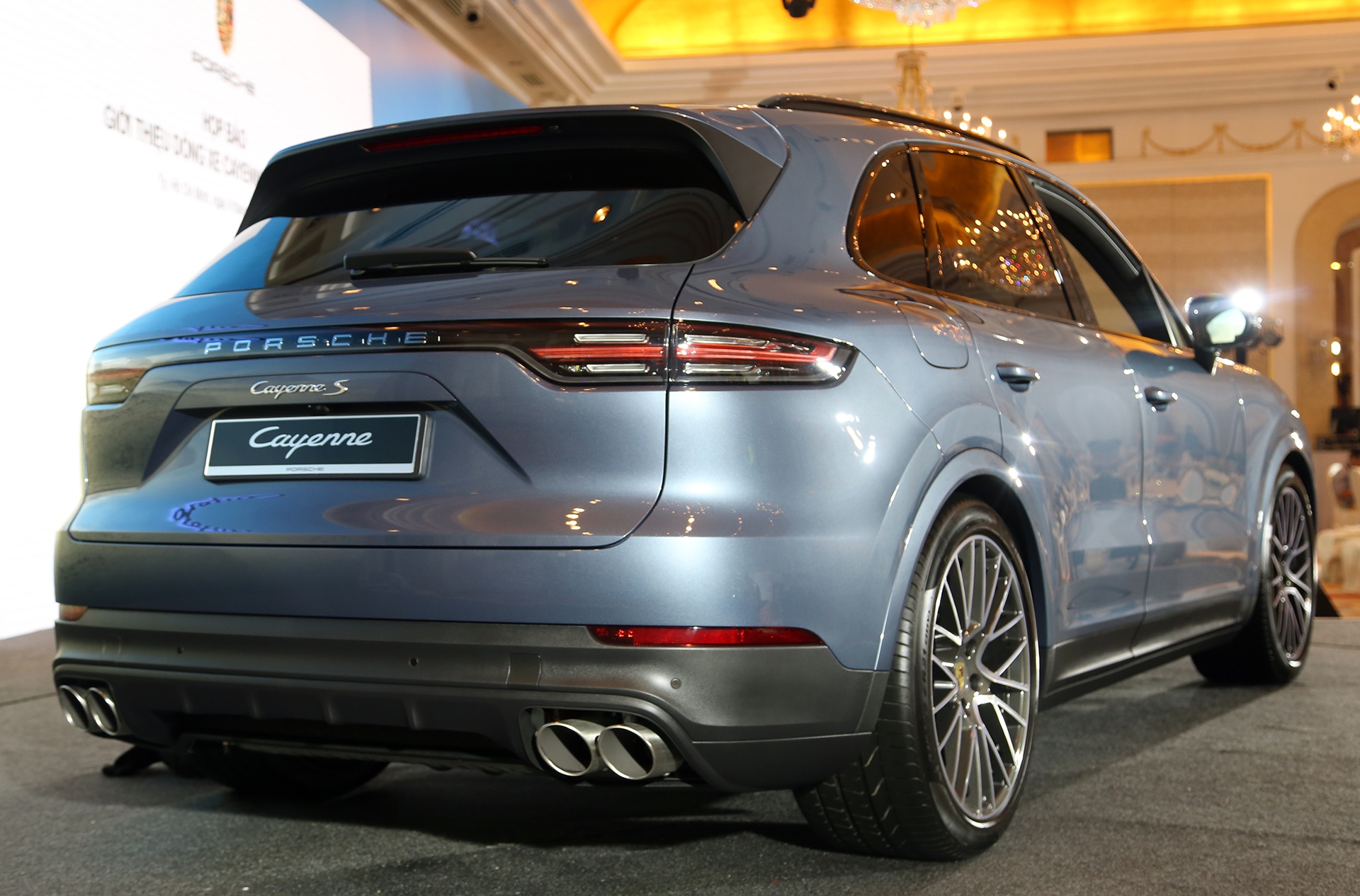 Porsche Cayenne 2018 ra mat tai Viet Nam anh 3