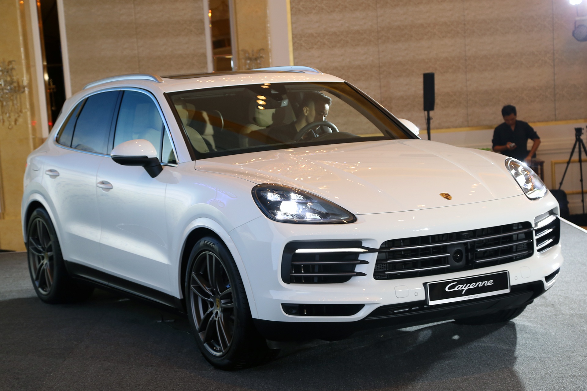 Porsche Cayenne S 2018 anh 8