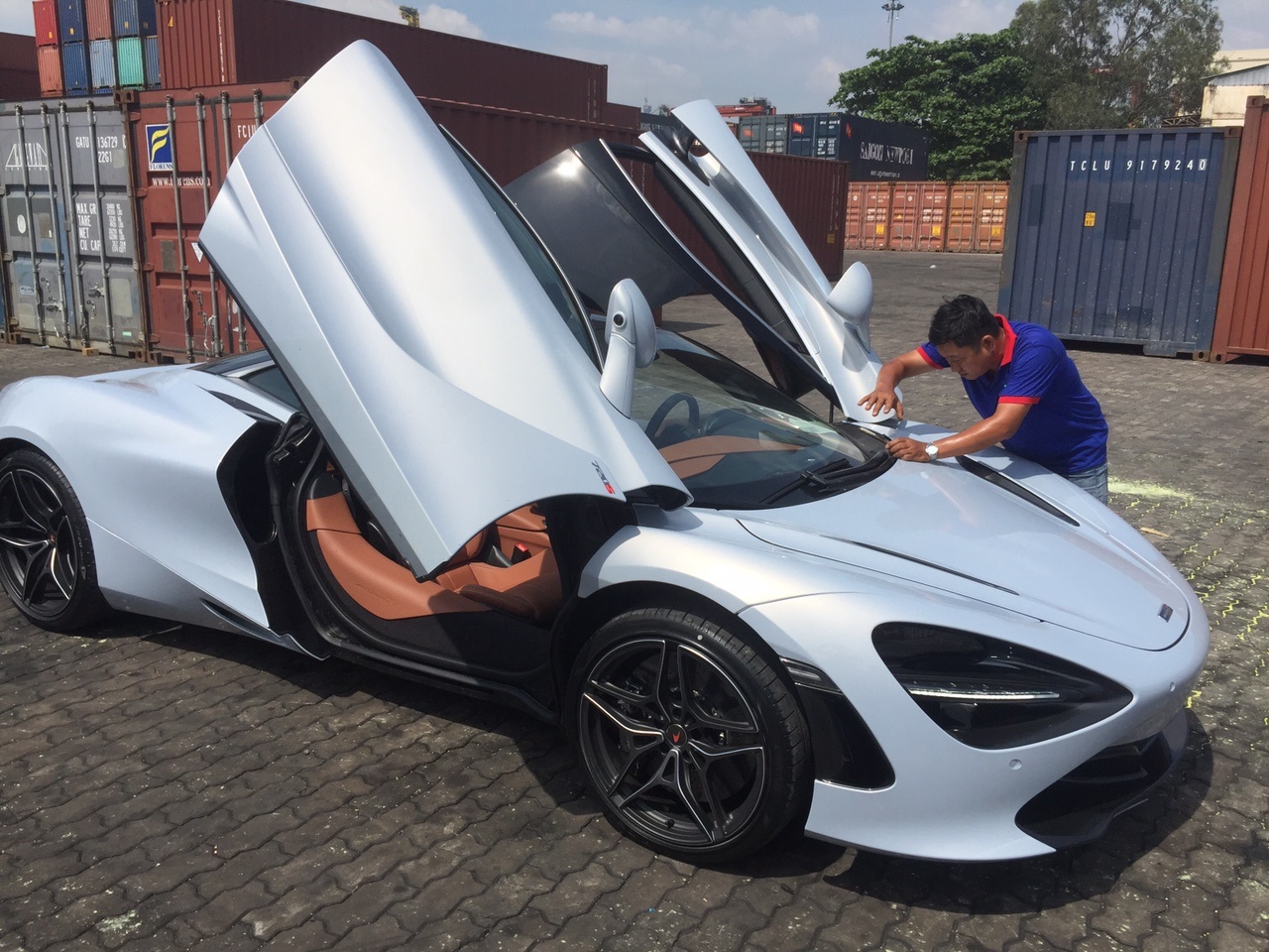sieu xe McLaren 720S dau tien Viet Nam anh 3