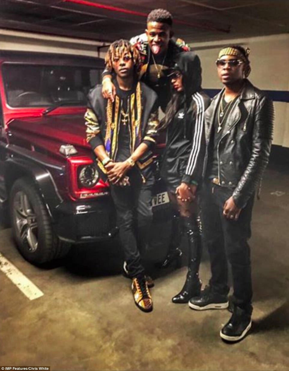 hoi con nha giau Zimbabwe anh 15