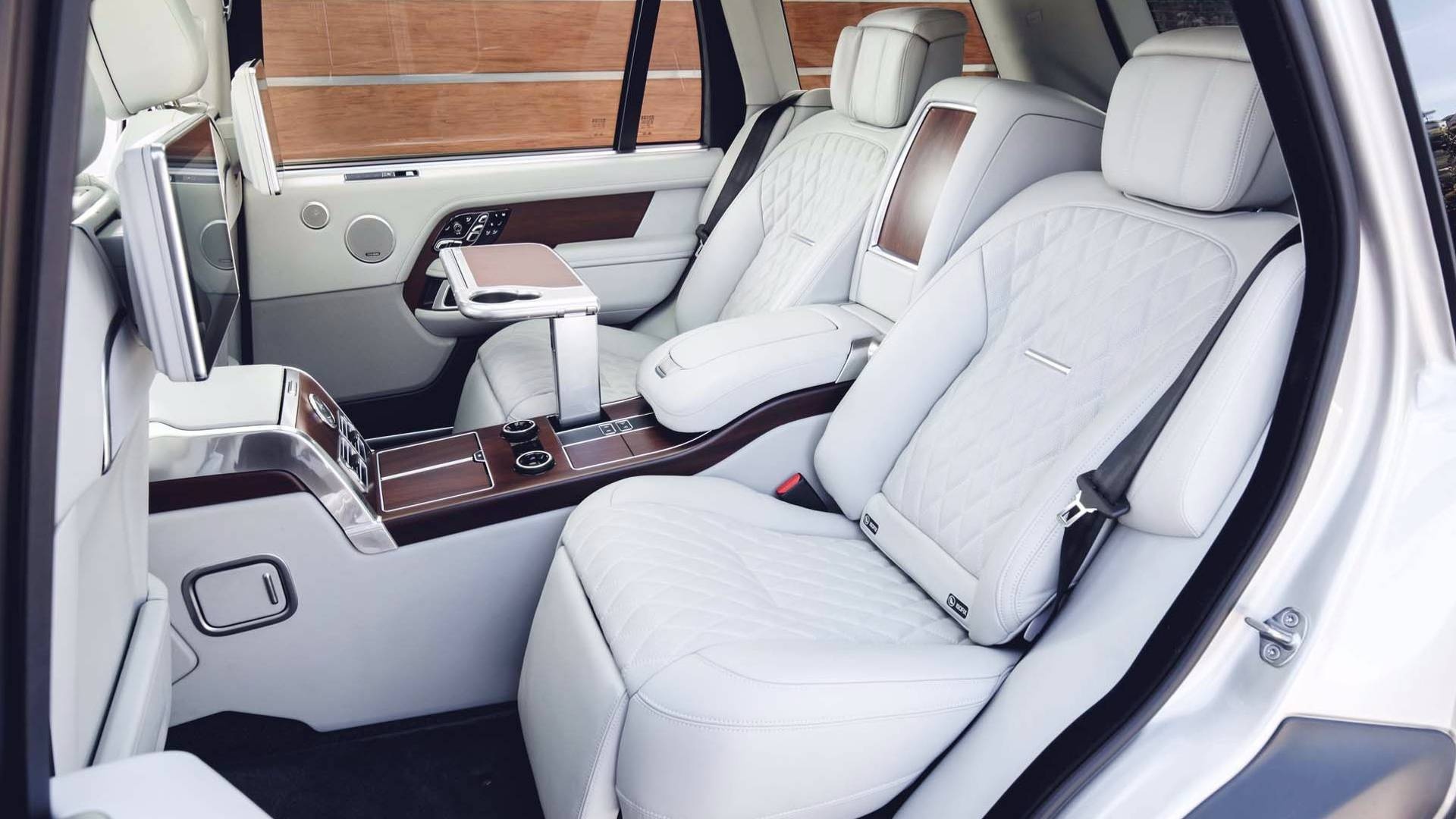 loat xe hoi moi ra mat cuoi nam 2017 anh 16