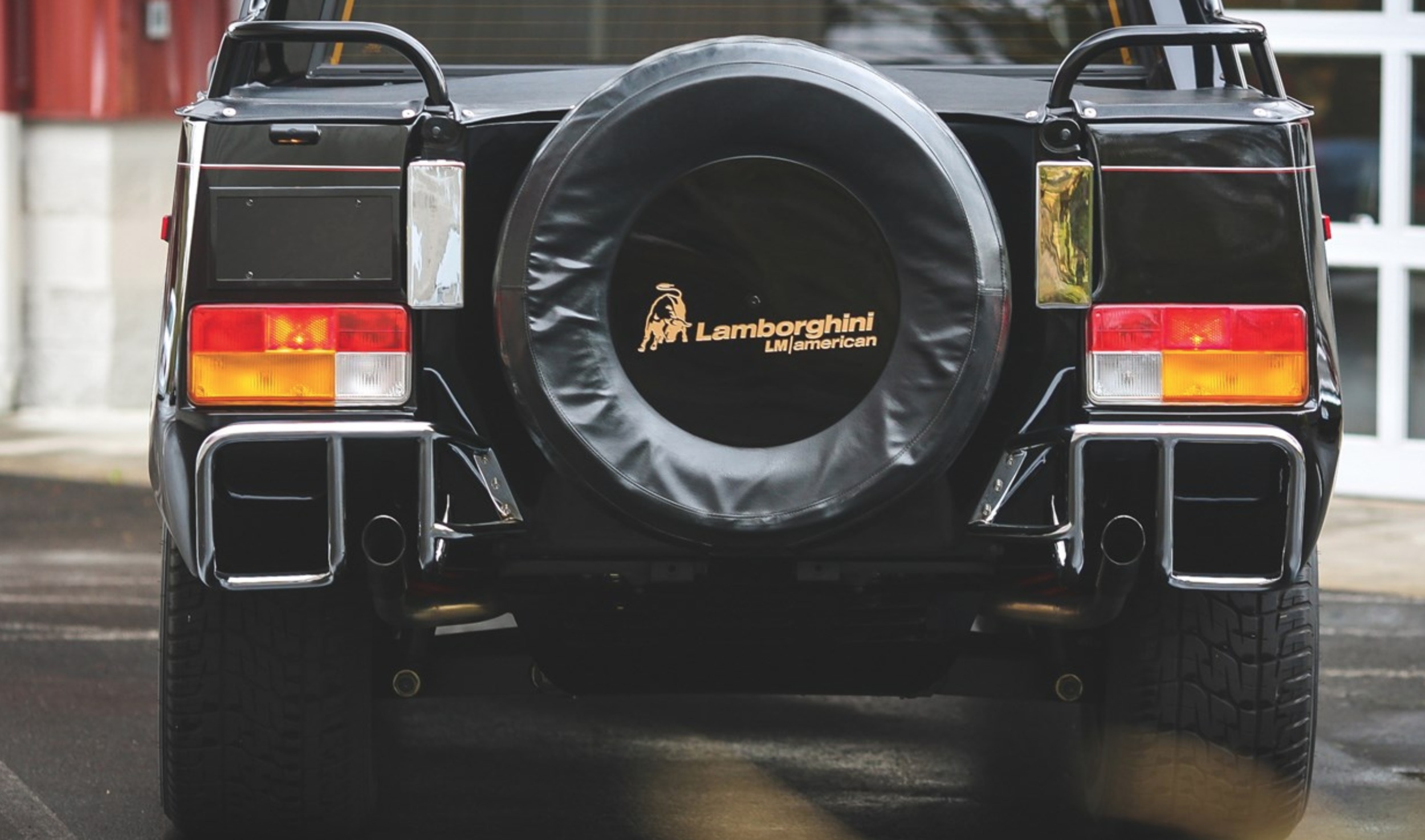 sieu SUV Lamborghini LM002 anh 4