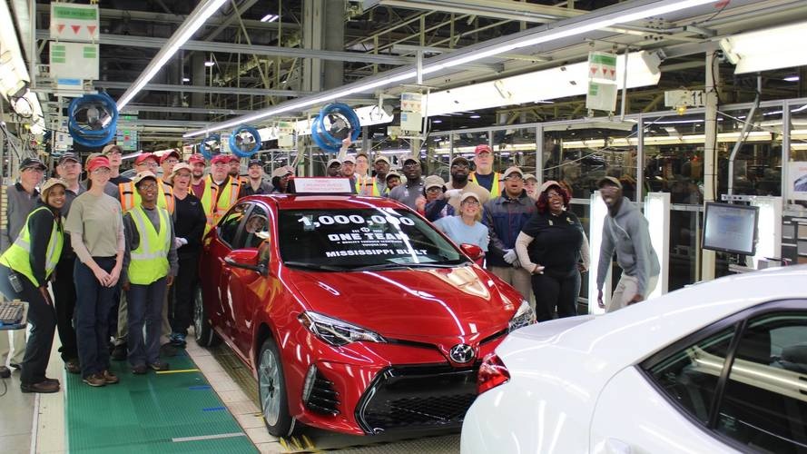 Toyota Corolla thứ 1 triệu tại Mỹ ảnh 1 Toyota Corolla thu 1 trieu tai My anh 1