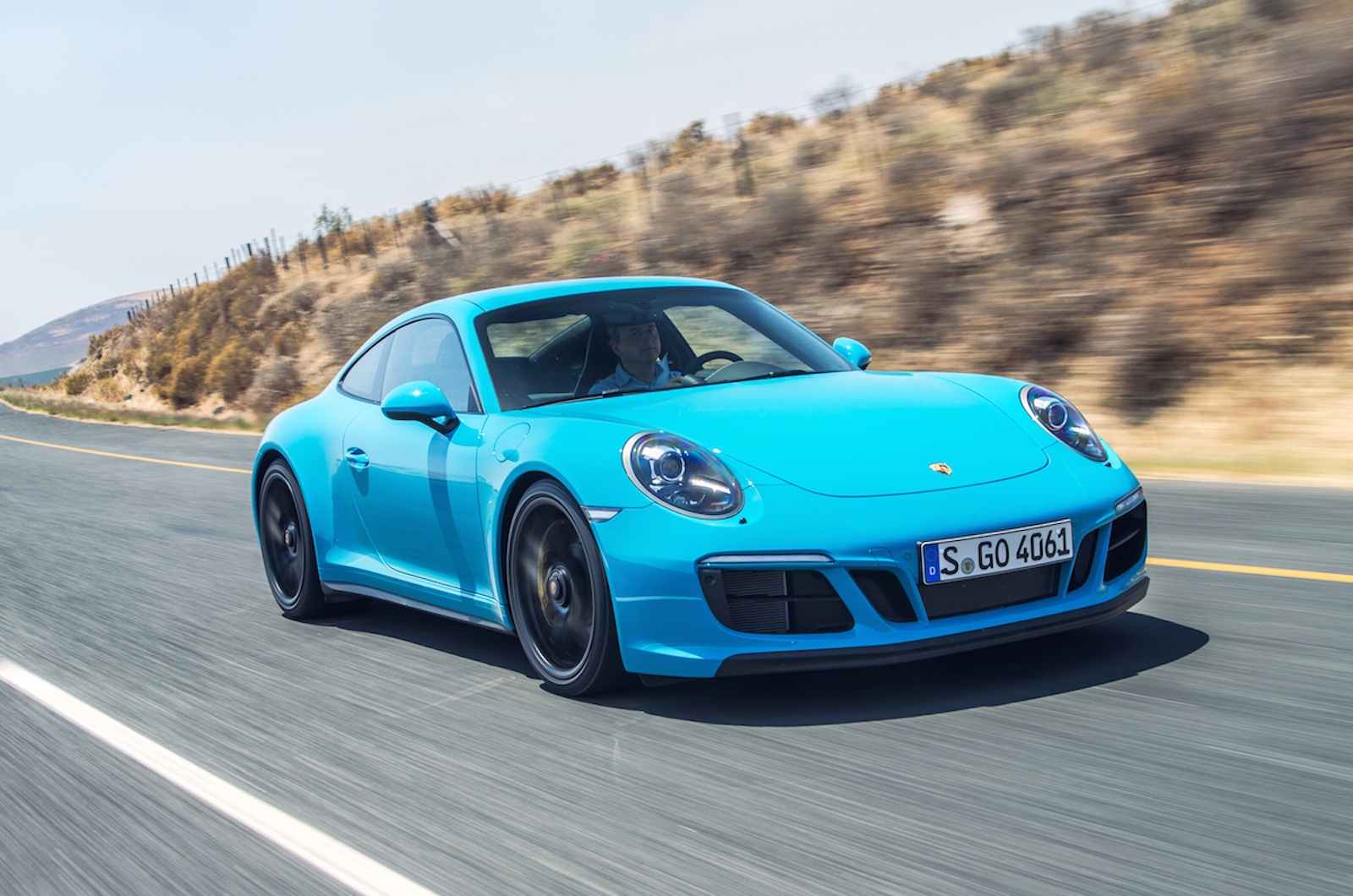 5 mau xe duoc hai long nhat anh 3