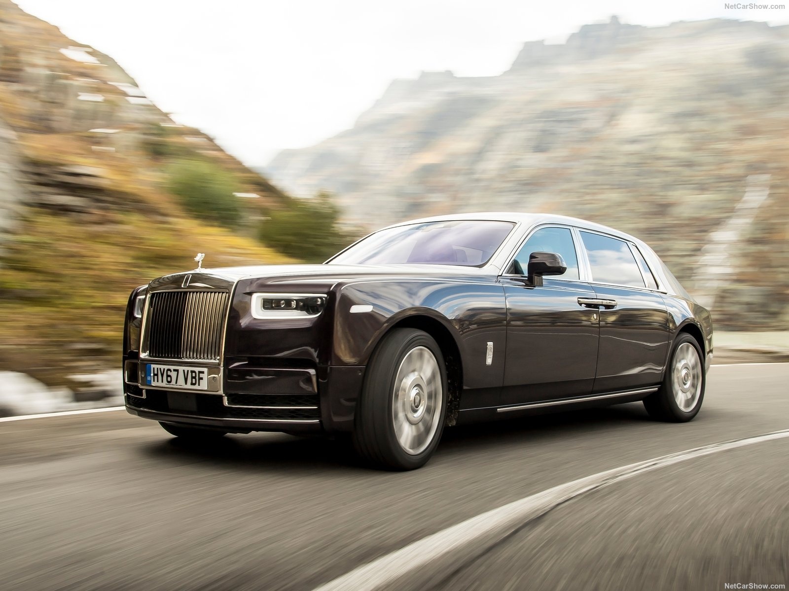 7 mau xe thiet ke an tuong nhat the gioi hinh anh