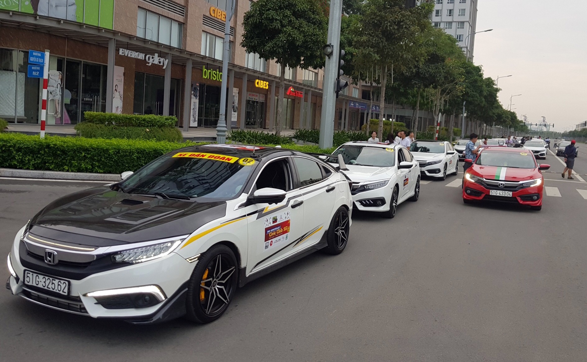 Honda Civic tai Sai Gon anh 3