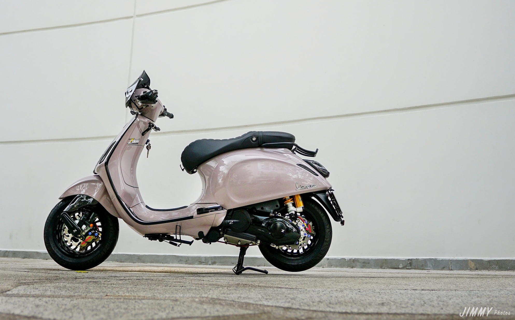 Vespa Sprint do o Sai Gon anh 2