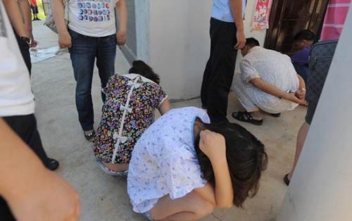 Can canh cuoc truy bat bang dang mua ban than hinh anh