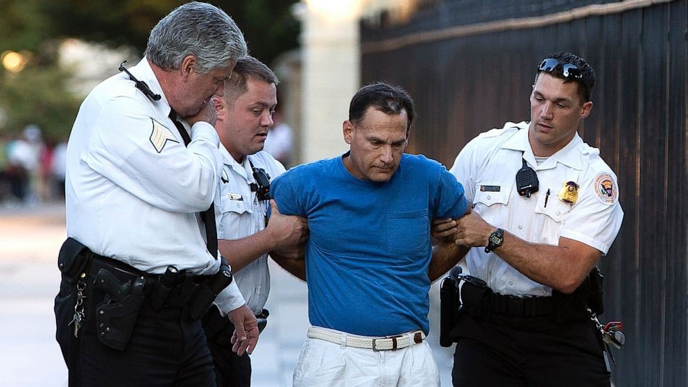 Nha Trang dong cua vi phao hinh anh