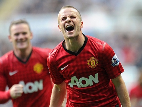 Tom Cleverley, dung len hoac bi lang quen hinh anh