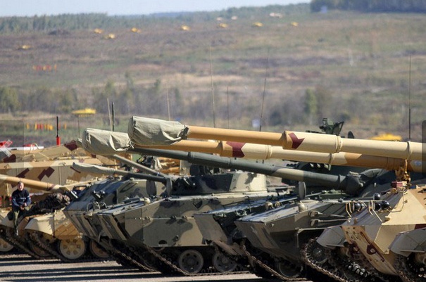 Loat vu khi bi mat cua Nga do ve trien lam RAE-2013 hinh anh