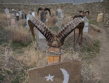 Nghia dia sung de ky la hinh anh