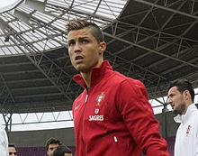 'Ngai derby' Ronaldo se lai cuu Real? hinh anh