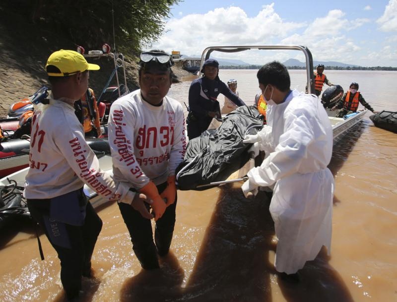 Tim thay 38 nan nhan tren may bay Lao duoi song Mekong hinh anh