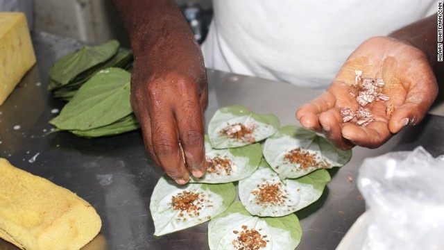 Bao My canh bao hiem hoa rinh rap nguoi nghien an trau hinh anh