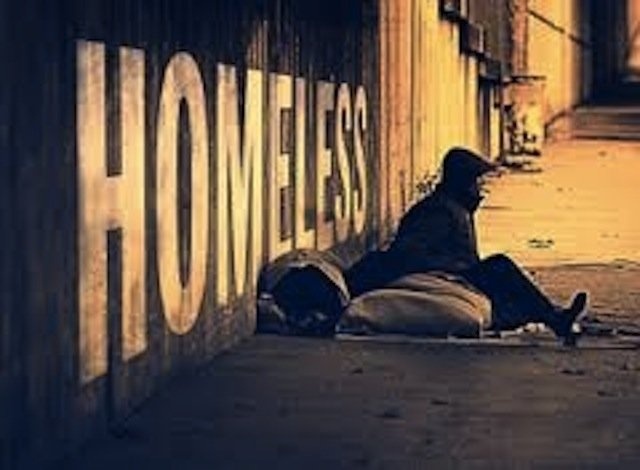 Hanh trinh ban than cua dua be phan gai than trai hinh anh