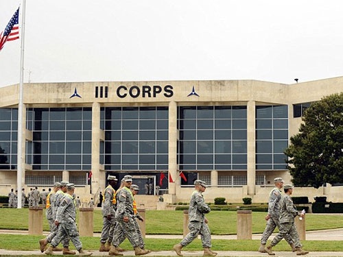 Lo duong day cac nu binh si My ban dam cho cap tren hinh anh