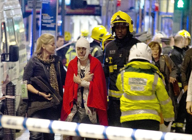 Nha hat sap tai Anh, 88 nguoi bi thuong hinh anh