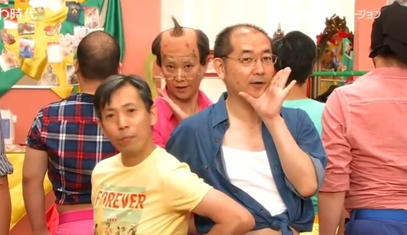 Phi cuoi voi sieu pham 'Gee' phien ban cu ong hinh anh