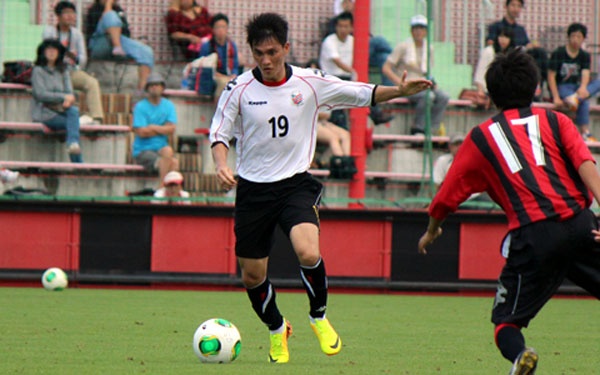 Cong Vinh: 'Thuy Tien ung ho toi tro lai Sapporo' hinh anh