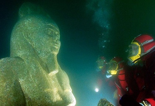 Nhung vat the la tu day dai duong hinh anh