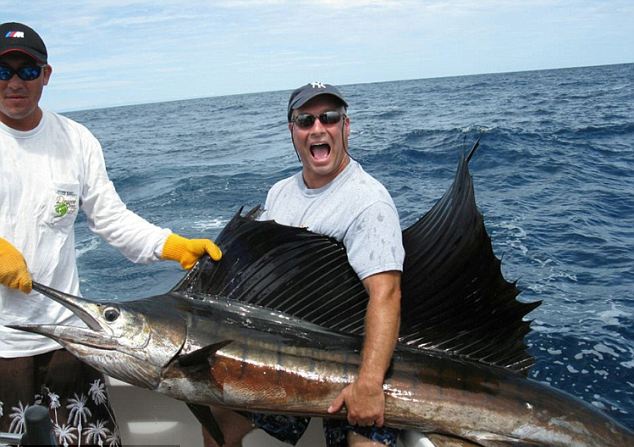 Canh sat New York gia thuong tat, doi boi thuong sau vu 11/9 hinh anh