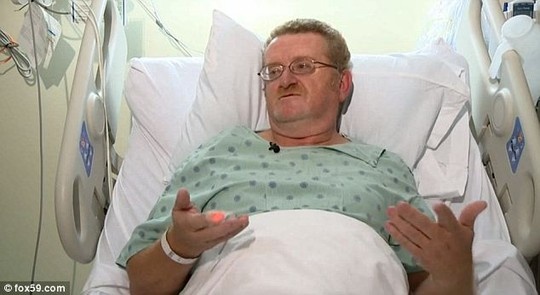 Song sot sau 8 gio dong bang duoi gam xe tai hinh anh