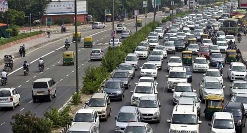 Con ac mong cua thanh pho coi xe keu nhu sam hinh anh