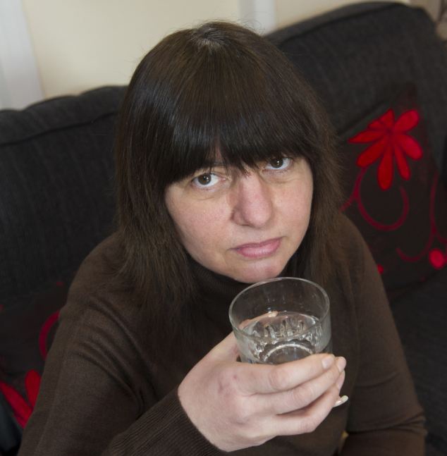 Nguoi phu nu nac lien tuc trong 11 nam hinh anh