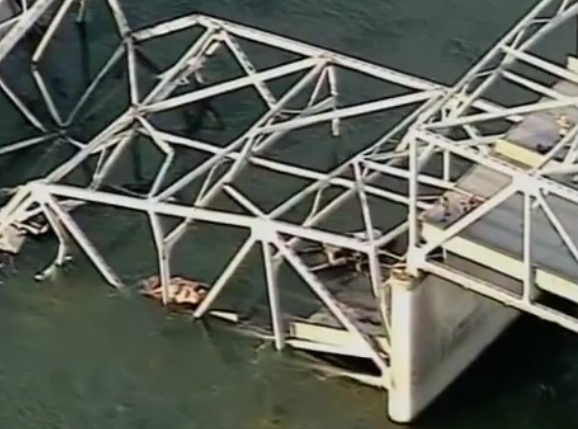 Cau bac qua song Skagit o bang Washington, My sap hinh anh