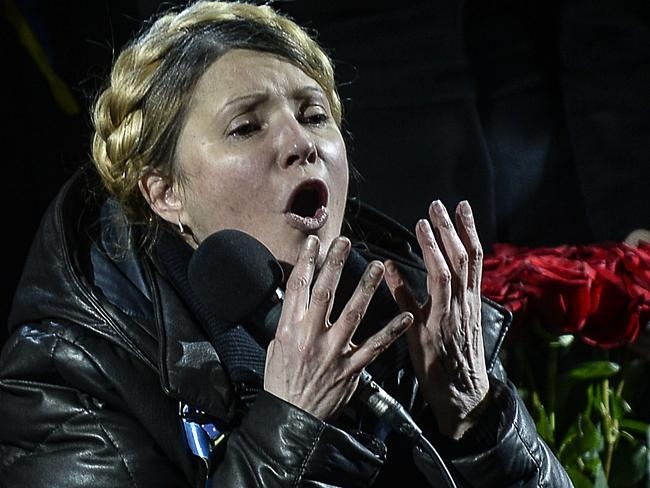 Khoanh khac xuc dong trong bao loan o Ukraina hinh anh