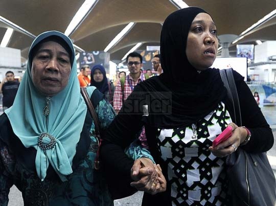 Nhung khuon mat that than tai san bay Kuala Lumpur hinh anh