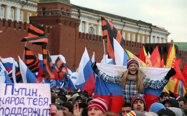 Crimea rop co Nga trong ngay dau sap nhap hinh anh