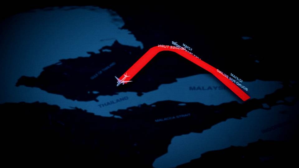 May bay duoc cai dat lo trinh doi huong? hinh anh