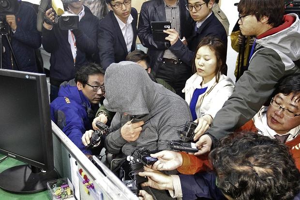 Thuyen truong tau Han Quoc chim: ‘Toi xin loi’ hinh anh