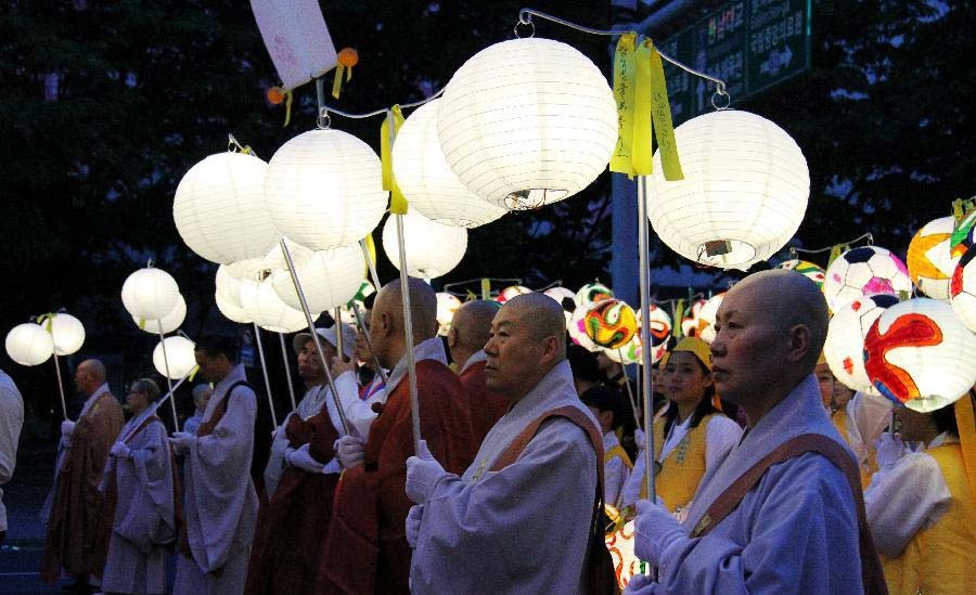 Gioi phat tu cau sieu cho cac nan nhan vu tau chim hinh anh