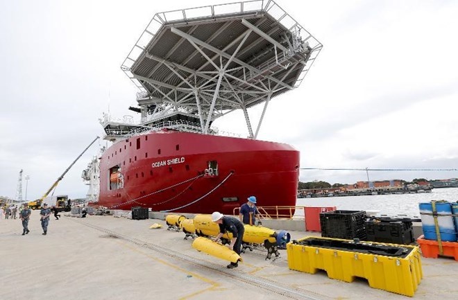 Australia bac tuyen bo da tim thay manh vo may bay hinh anh