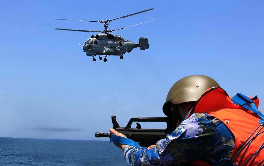 Hinh anh cuoc tap tran Nga - Trung tren bien Hoa Dong hinh anh