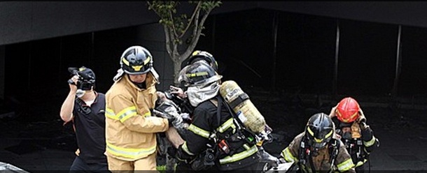 Tram xe bus chay o Han Quoc, 7 nguoi chet hinh anh